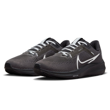 NIKE ZOOM PEGASUS 40 SHOES